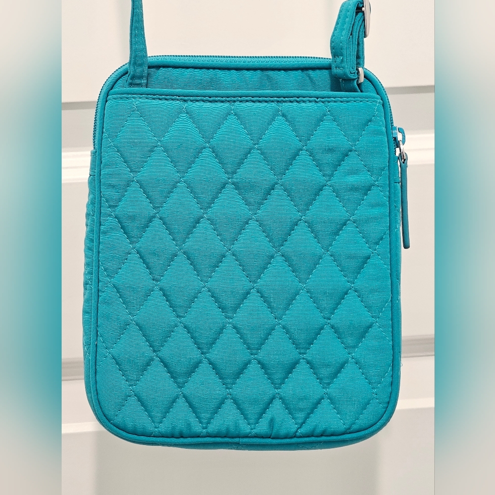 Vera Bradley Woman's Signature Quilted Cotton Mini Hipster Crossbody, NWOT - Picture 6 of 11